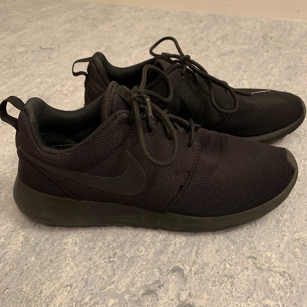 Women’s Roshe